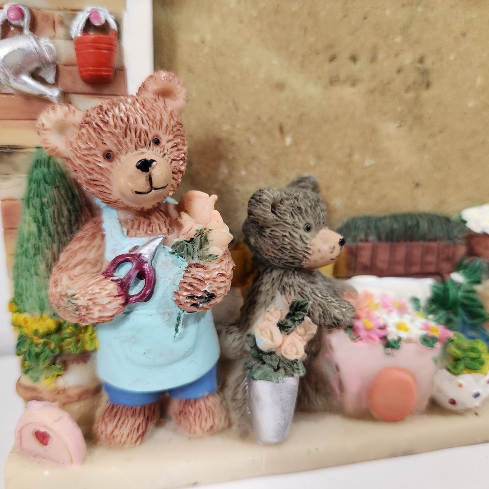 Vintage Garden Market Teddy Bears Resin Picture Frame Floral Cottagecore Flowers - Picture 2 of 9